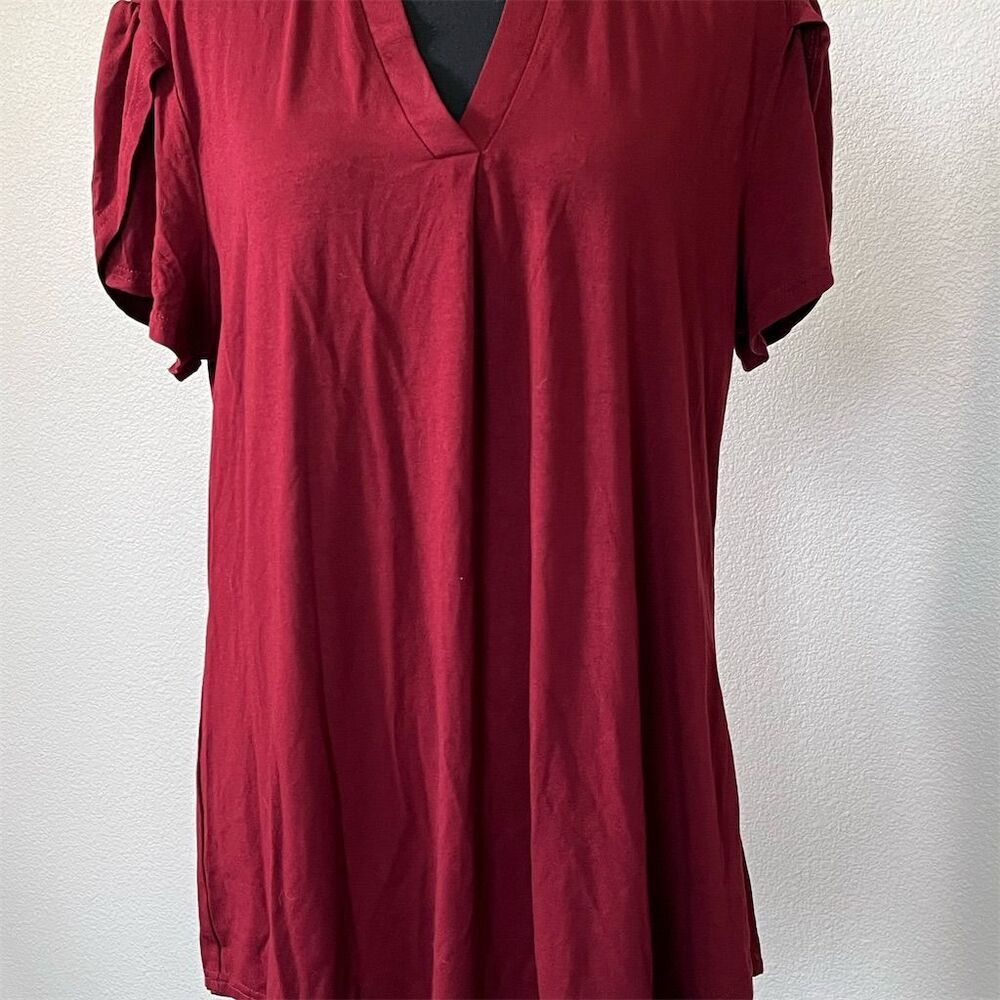 Bulotus  Women's V-Neck Puff Sleeve Red T-Shirt Size L​​